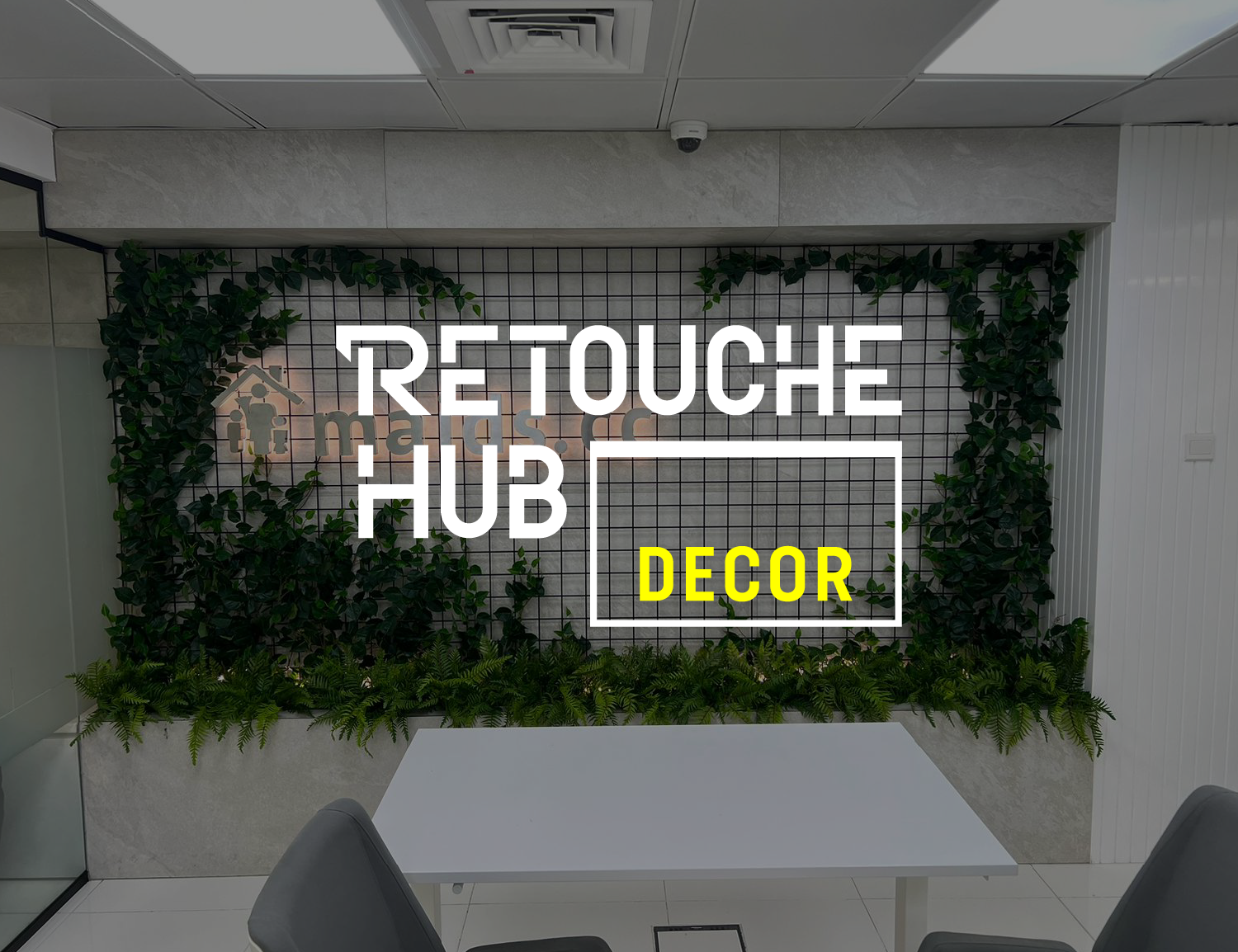 Retouche Hub Decor | Maids.cc Office Interior Design
